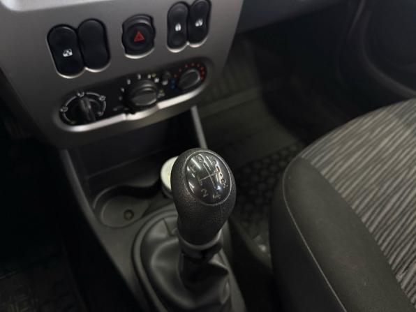 Renault Sandero I с пробегом 2012 года, цена 529 000 рублей, 128390 км, хэтчбек, Автокод Объявления
