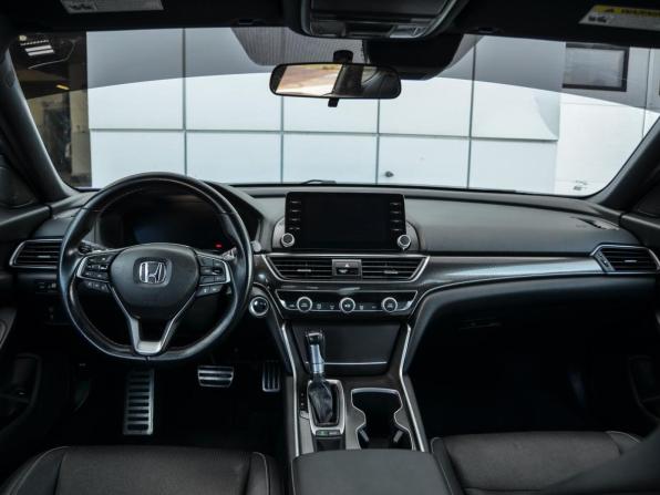 Honda Accord X с пробегом 2018 года, цена 1 920 000 рублей, 84573 км, седан, Автокод Объявления
