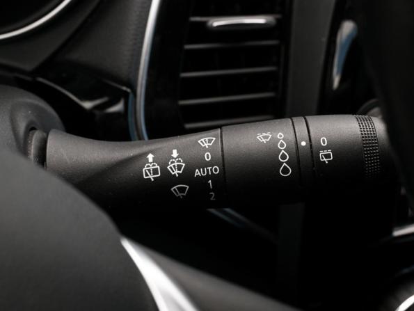 Renault Kaptur I Рестайлинг с пробегом 2021 года, цена 1 727 000 рублей, 42106 км, внедорожник, Автокод Объявления
