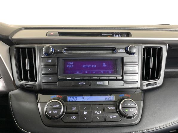 Toyota RAV4 IV (XA40) Рестайлинг с пробегом 2018 года, цена 2 180 000 рублей, 109366 км, внедорожник, Автокод Объявления