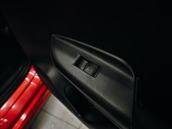 Honda Fit III Рестайлинг с пробегом 2017 года, цена 1 079 000 рублей, 149751 км, хэтчбек, Автокод Объявления