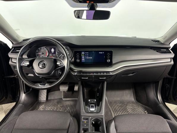 Skoda Octavia IV (A8) с пробегом 2022 года, цена 2 350 000 рублей, 74918 км, лифтбек, Автокод Объявления