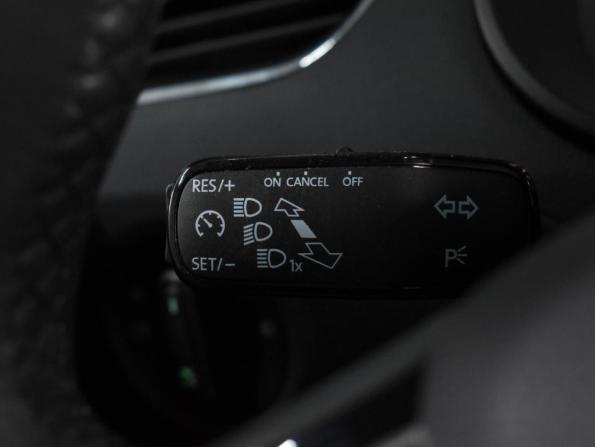 Skoda Octavia III (A7) Рестайлинг с пробегом 2020 года, цена 2 299 000 рублей, 22487 км, лифтбек, Автокод Объявления