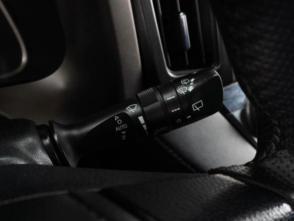 Toyota RAV4 IV (XA40) с пробегом 2013 года, цена 1 699 000 рублей, 251267 км, внедорожник, Автокод Объявления