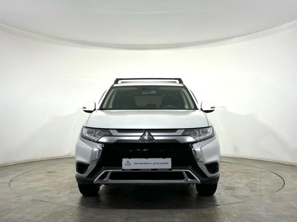 Mitsubishi Outlander III Рестайлинг 3 с пробегом 2020 года, цена 2 135 000 рублей, 88000 км, внедорожник, Автокод Объявления
