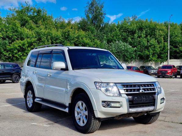 Mitsubishi Pajero IV Рестайлинг 2 с пробегом 2014 года, цена 2 871 000 рублей, 93926 км, внедорожник, Автокод Объявления