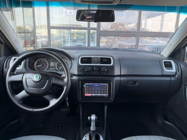 Skoda Fabia II с пробегом 2009 года, цена 669 000 рублей, 153785 км, хэтчбек, Автокод Объявления