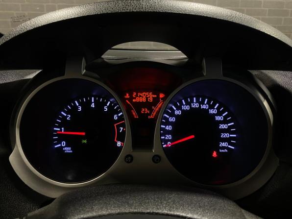 Nissan Juke I Рестайлинг с пробегом 2014 года, цена 1 100 000 рублей, 214032 км, внедорожник, Автокод Объявления