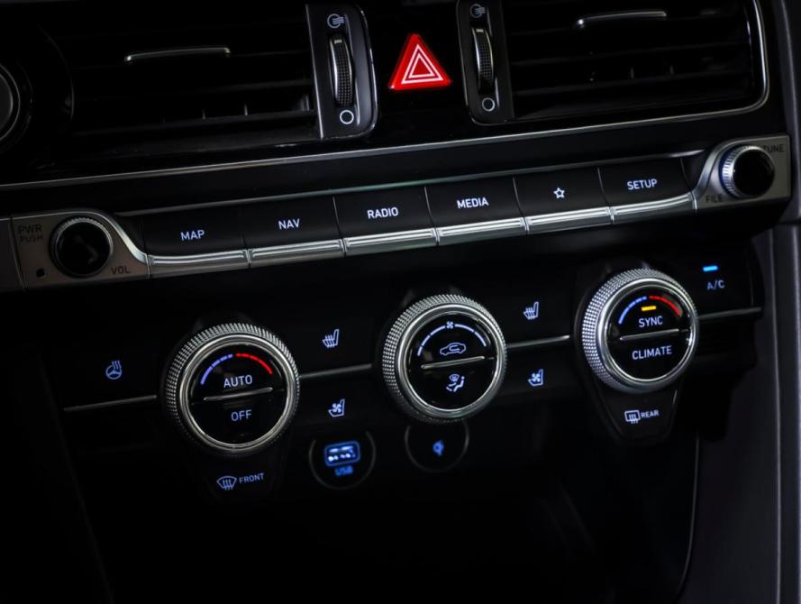 Genesis G70 I Рестайлинг Москва  - изображение 16