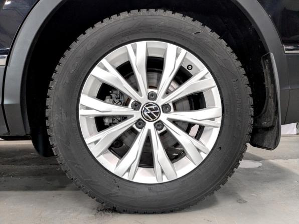 Volkswagen Tiguan II Рестайлинг с пробегом 2021 года, цена 3 040 000 рублей, 72227 км, внедорожник, Автокод Объявления