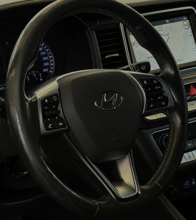 Hyundai Sonata VII (LF) Рестайлинг с пробегом 2019 года, цена 1 535 000 рублей, 261579 км, седан, Автокод Объявления