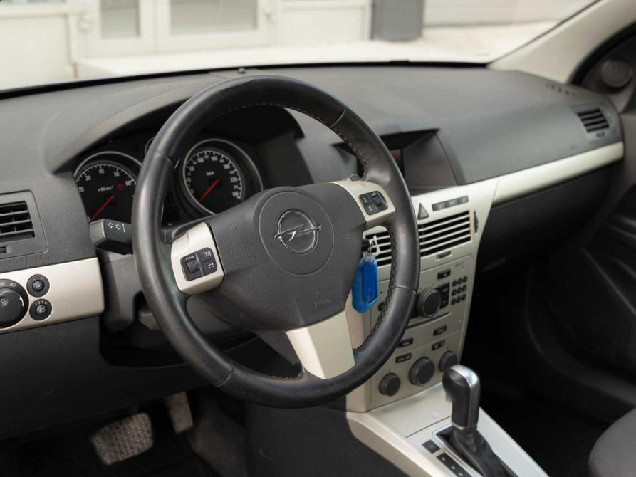 Opel Astra H Рестайлинг Новосибирск  - изображение 11