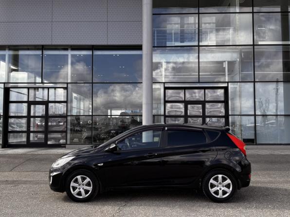 Hyundai Solaris I с пробегом 2013 года, цена 615 000 рублей, 161800 км, хэтчбек, Автокод Объявления