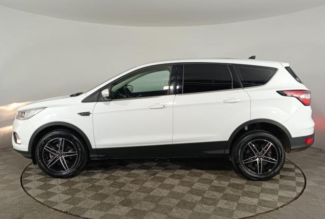 Ford Kuga II Рестайлинг с пробегом 2018 года, цена 1 935 000 рублей, 72518 км, внедорожник, Автокод Объявления