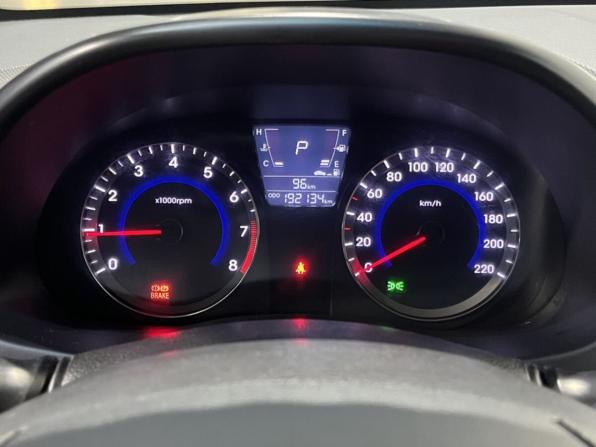 Hyundai Solaris I с пробегом 2013 года, цена 795 000 рублей, 191850 км, хэтчбек, Автокод Объявления
