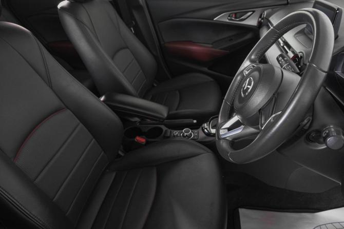 Mazda CX-3 I Рестайлинг с пробегом 2018 года, цена 2 049 000 рублей, 62600 км, внедорожник, Автокод Объявления