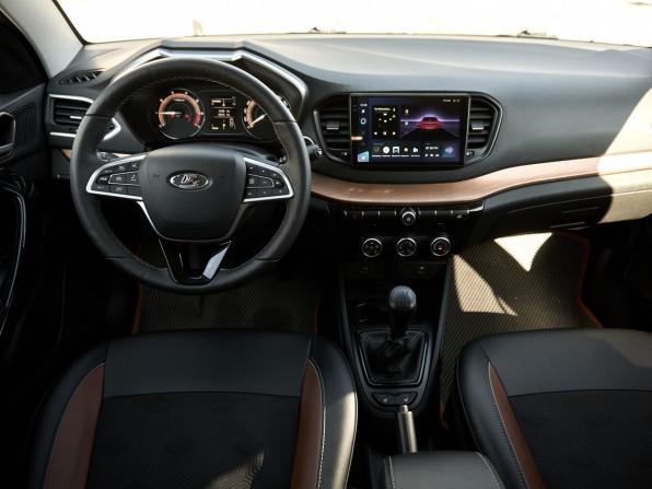 Lada (ВАЗ) Vesta I Рестайлинг (NG) с пробегом 2023 года, цена 1 411 500 рублей, 24043 км, седан, Автокод Объявления