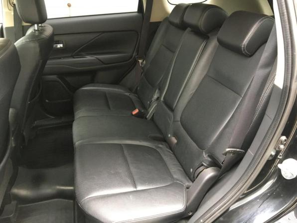 Mitsubishi Outlander III Рестайлинг 2 с пробегом 2015 года, цена 1 399 000 рублей, 390467 км, внедорожник, Автокод Объявления
