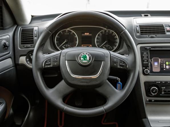 Skoda Octavia II (A5) Рестайлинг с пробегом 2013 года, цена 978 000 рублей, 162069 км, универсал, Автокод Объявления