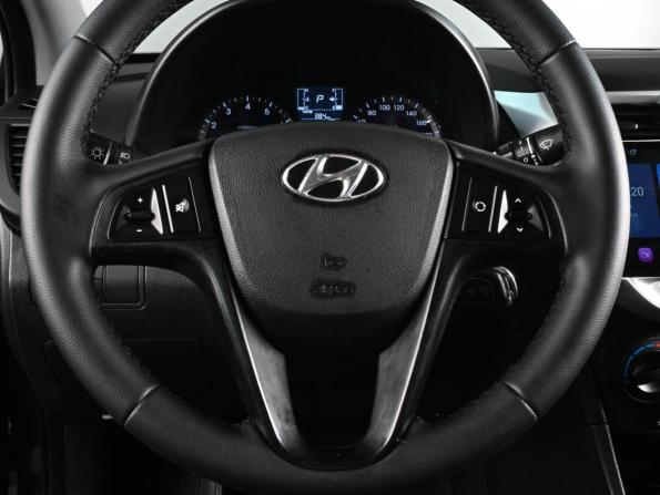 Hyundai Solaris I Рестайлинг с пробегом 2016 года, цена 1 099 000 рублей, 178489 км, седан, Автокод Объявления