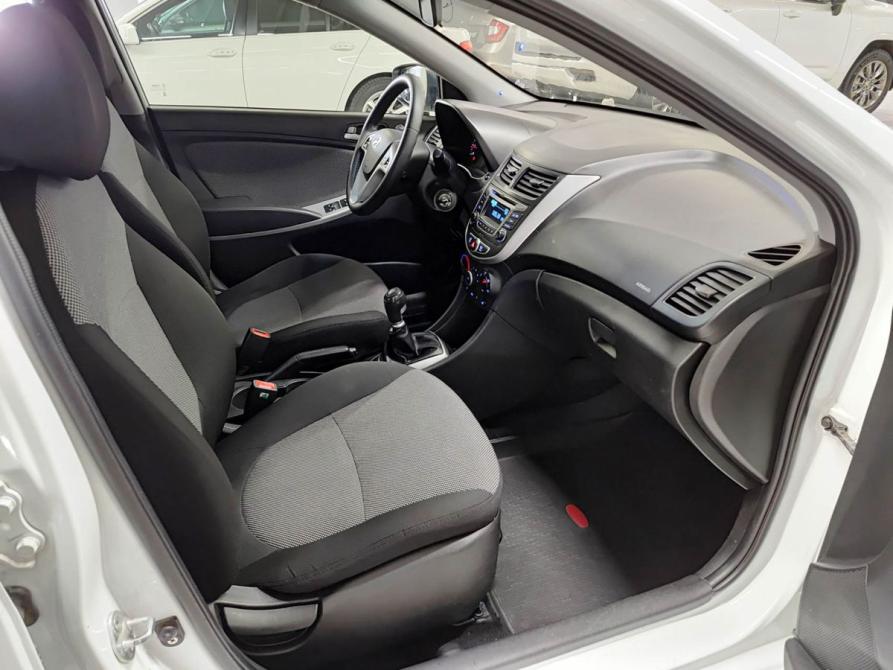 Hyundai Solaris I Рестайлинг Набережные Челны  - изображение 13