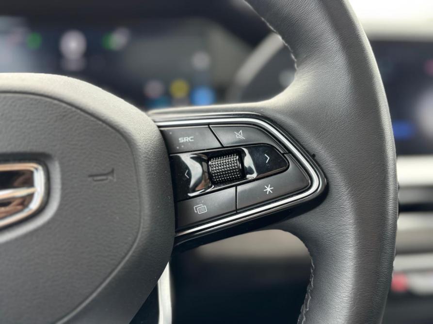 Geely Monjaro I Набережные Челны  - изображение 21