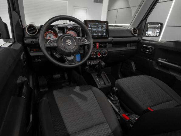 Suzuki Jimny IV с пробегом 2026 года, цена 4 300 000 рублей, 82 км, внедорожник, Автокод Объявления