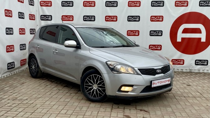 Kia Ceed I Рестайлинг с пробегом 2012 года, цена 739 900 рублей, 130565 км, хэтчбек, Автокод Объявления