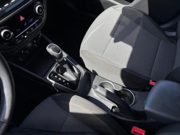 Hyundai Solaris II Рестайлинг с пробегом 2021 года, цена 1 795 000 рублей, 73000 км, седан, Автокод Объявления
