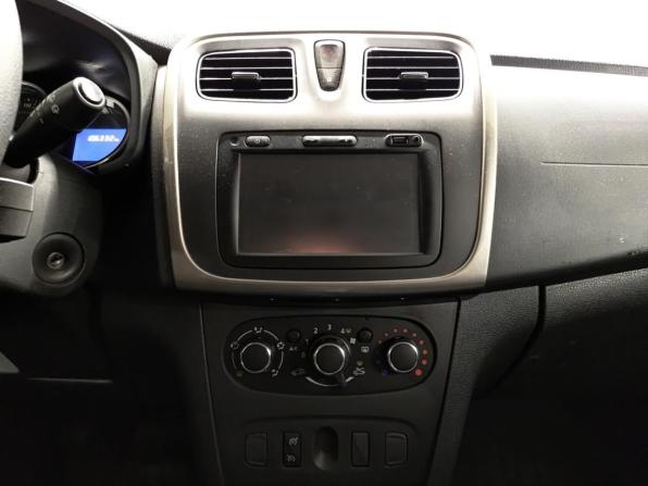 Renault Sandero II с пробегом 2018 года, цена 1 060 000 рублей, 106329 км, хэтчбек, Автокод Объявления