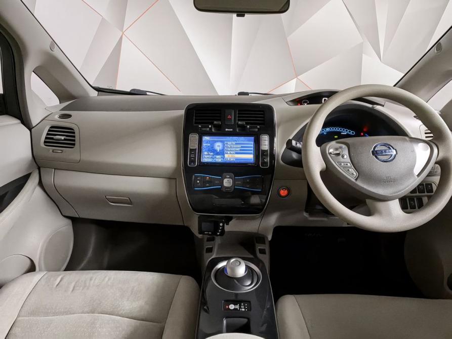 Nissan Leaf I (ZE0/AZE0) Москва  - изображение 14