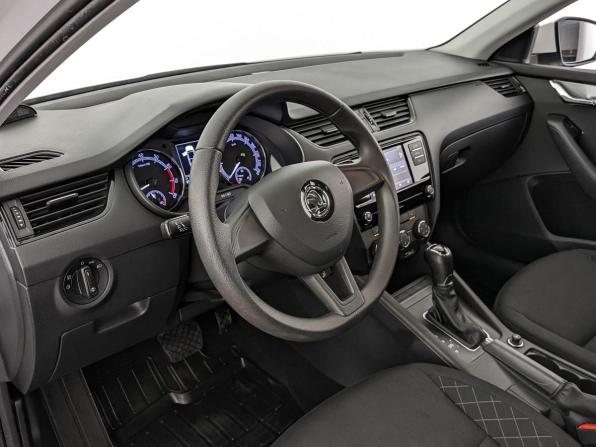 Skoda Octavia III (A7) Рестайлинг с пробегом 2020 года, цена 1 845 000 рублей, 83528 км, лифтбек, Автокод Объявления