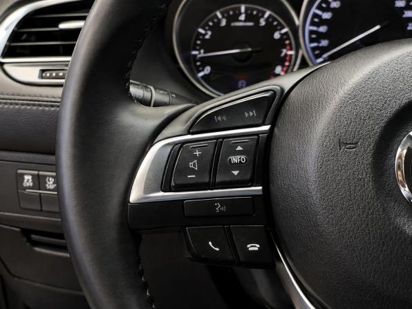 Mazda 6 III (GJ) Рестайлинг с пробегом 2015 года, цена 1 817 000 рублей, 144425 км, седан, Автокод Объявления