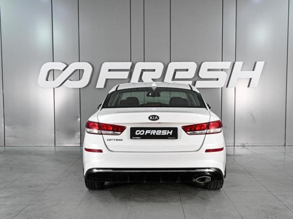 Kia Optima IV Рестайлинг с пробегом 2018 года, цена 1 729 000 рублей, 192338 км, седан, Автокод Объявления