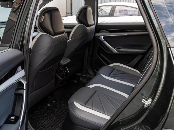 Geely Atlas II с пробегом 2024 года, цена 2 795 000 рублей, 16549 км, внедорожник, Автокод Объявления