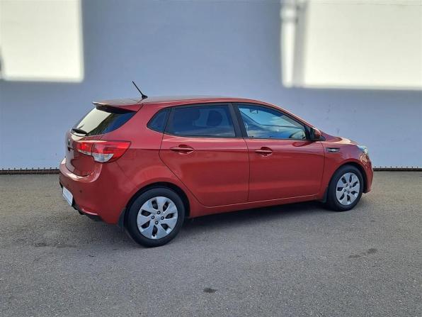 Kia Rio III Рестайлинг с пробегом 2016 года, цена 995 000 рублей, 157103 км, хэтчбек, Автокод Объявления