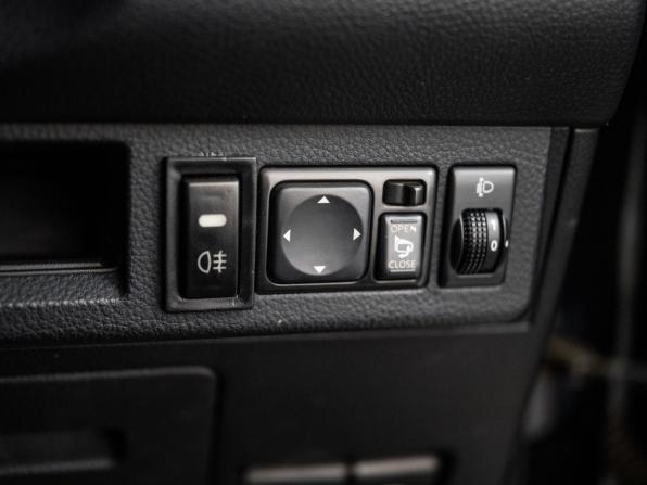 Nissan Tiida I с пробегом 2009 года, цена 800 000 рублей, 127178 км, хэтчбек, Автокод Объявления