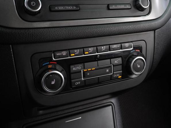 Volkswagen Tiguan I с пробегом 2010 года, цена 869 000 рублей, 206253 км, внедорожник, Автокод Объявления