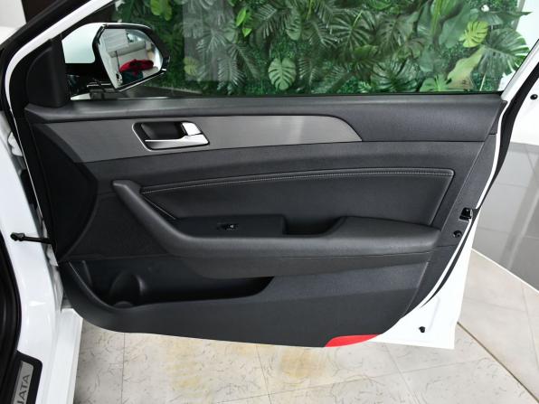 Hyundai Sonata VII (LF) Рестайлинг с пробегом 2017 года, цена 1 787 000 рублей, 139501 км, седан, Автокод Объявления