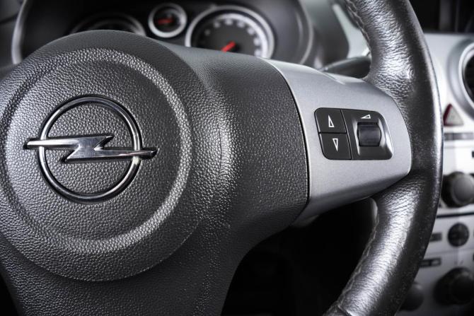 Opel Corsa D Рестайлинг I с пробегом 2013 года, цена 659 000 рублей, 154461 км, хэтчбек, Автокод Объявления