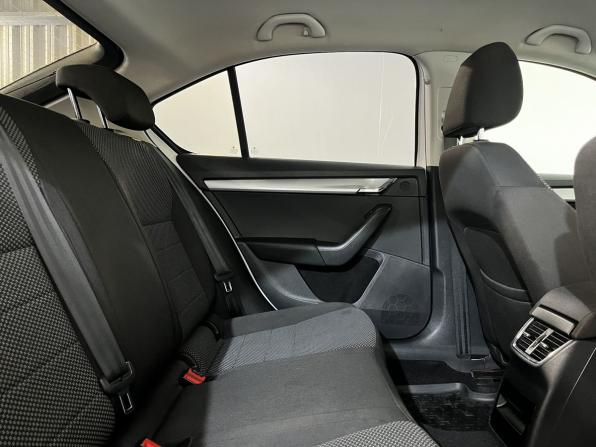 Skoda Octavia III (A7) с пробегом 2013 года, цена 1 249 900 рублей, 132435 км, универсал, Автокод Объявления