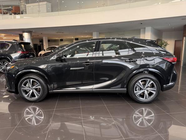 Lexus RX V с пробегом 2025 года, цена 8 490 000 рублей, 10 км, внедорожник, Автокод Объявления