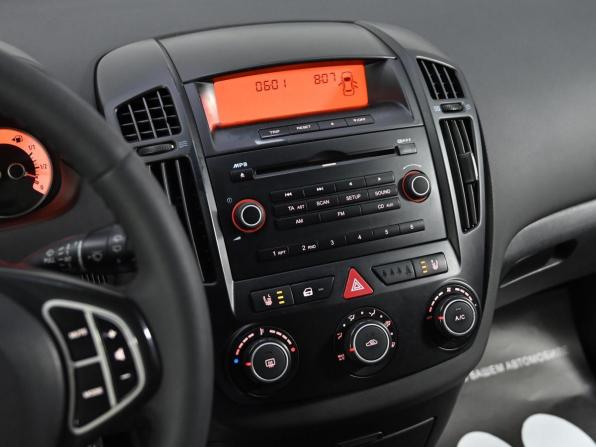 Kia Ceed I с пробегом 2008 года, цена 650 000 рублей, 200000 км, универсал, Автокод Объявления