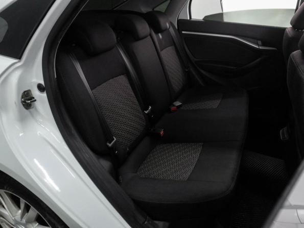 Lada (ВАЗ) Vesta I с пробегом 2018 года, цена 995 000 рублей, 90894 км, седан, Автокод Объявления