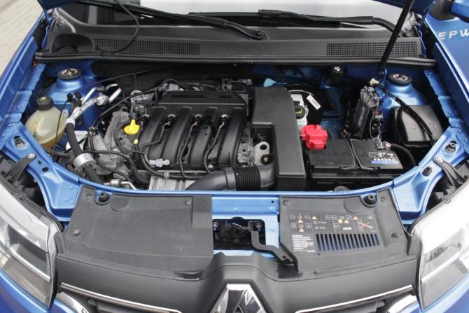 Renault Logan II Рестайлинг с пробегом 2019 года, цена 1 150 000 рублей, 83610 км, седан, Автокод Объявления