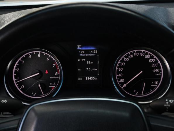 Toyota Camry VIII (XV70) Рестайлинг с пробегом 2021 года, цена 3 100 000 рублей, 88424 км, седан, Автокод Объявления