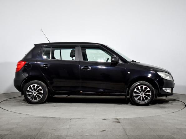 Skoda Fabia II Рестайлинг с пробегом 2010 года, цена 542 000 рублей, 75886 км, хэтчбек, Автокод Объявления