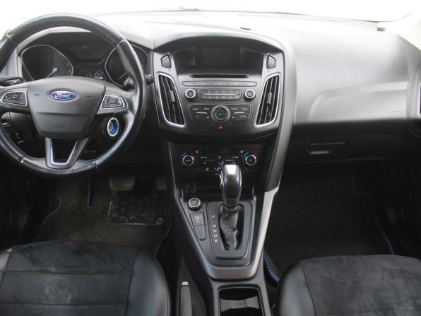 Ford Focus III Рестайлинг с пробегом 2017 года, цена 1 195 000 рублей, 97809 км, хэтчбек, Автокод Объявления
