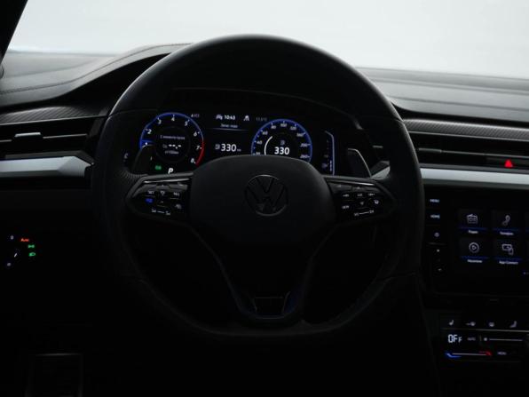 Volkswagen Arteon R с пробегом 2021 года, цена 6 199 977 рублей, 35074 км, универсал, Автокод Объявления