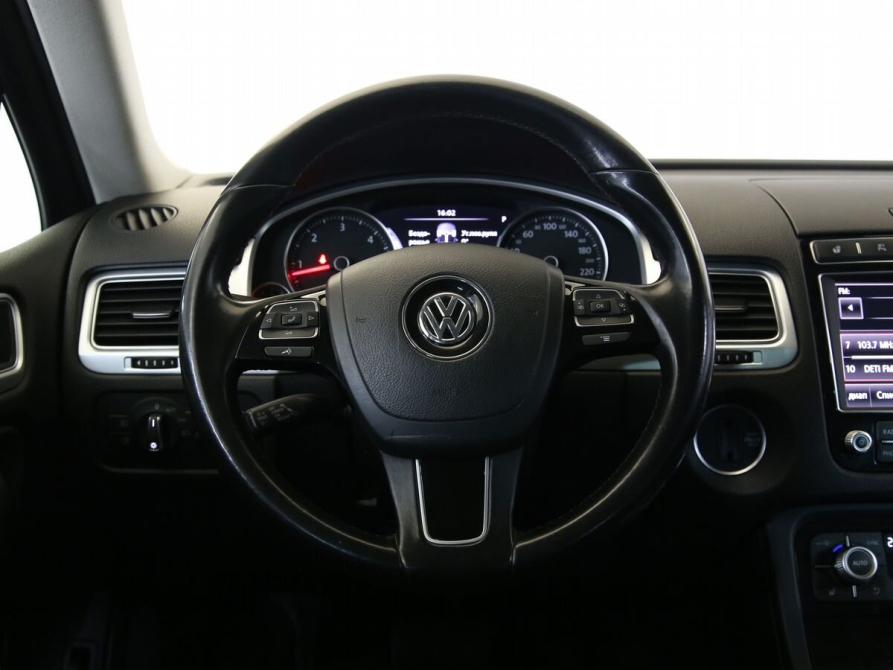 Volkswagen Touareg II Рестайлинг Санкт-Петербург  - изображение 20